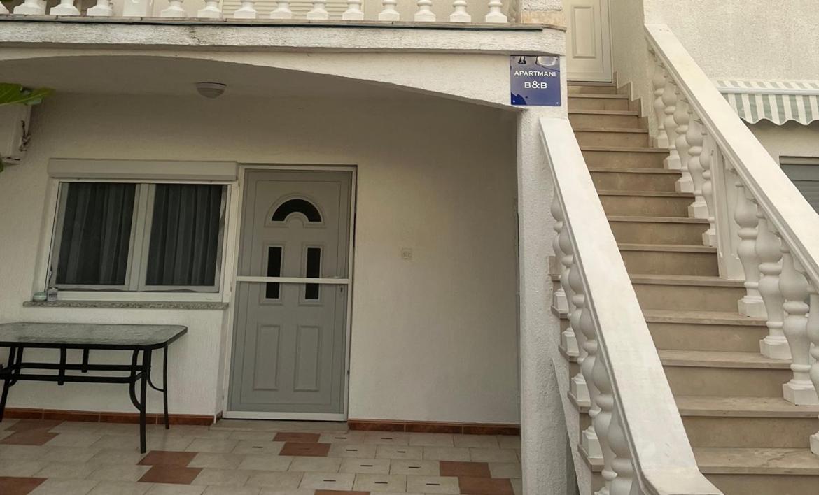 Apartments B&B Povljana Ngoại thất bức ảnh