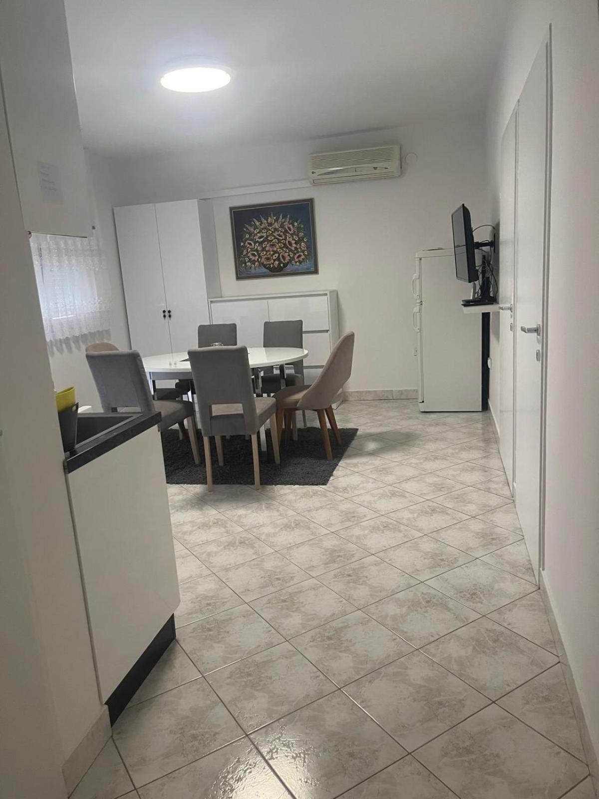 Apartments B&B Povljana Ngoại thất bức ảnh