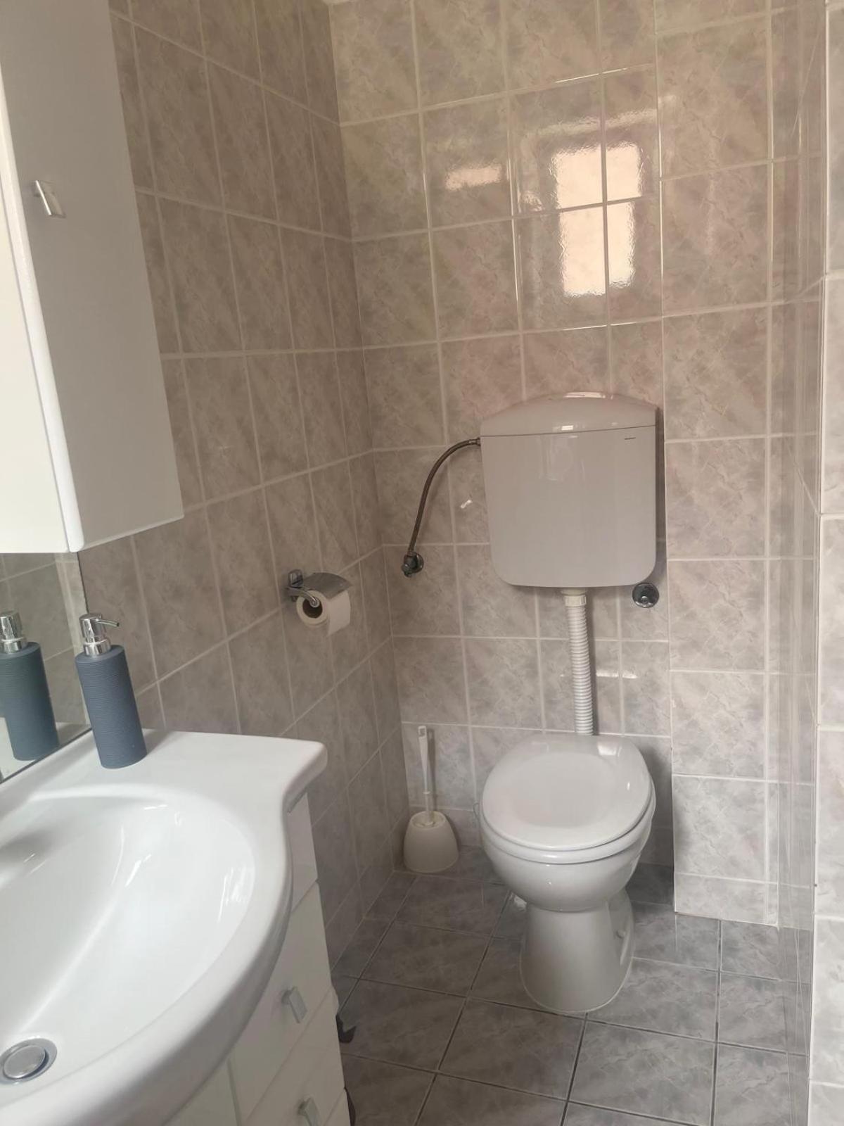 Apartments B&B Povljana Ngoại thất bức ảnh