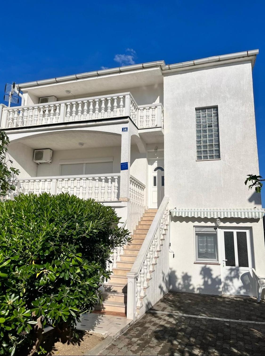 Apartments B&B Povljana Ngoại thất bức ảnh
