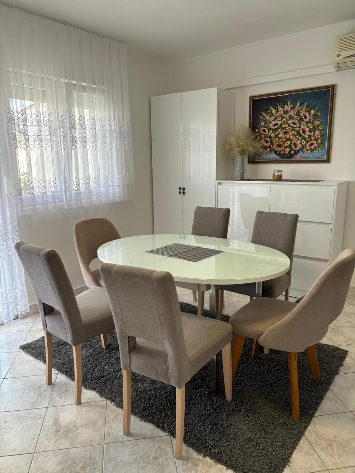 Apartments B&B Povljana Ngoại thất bức ảnh
