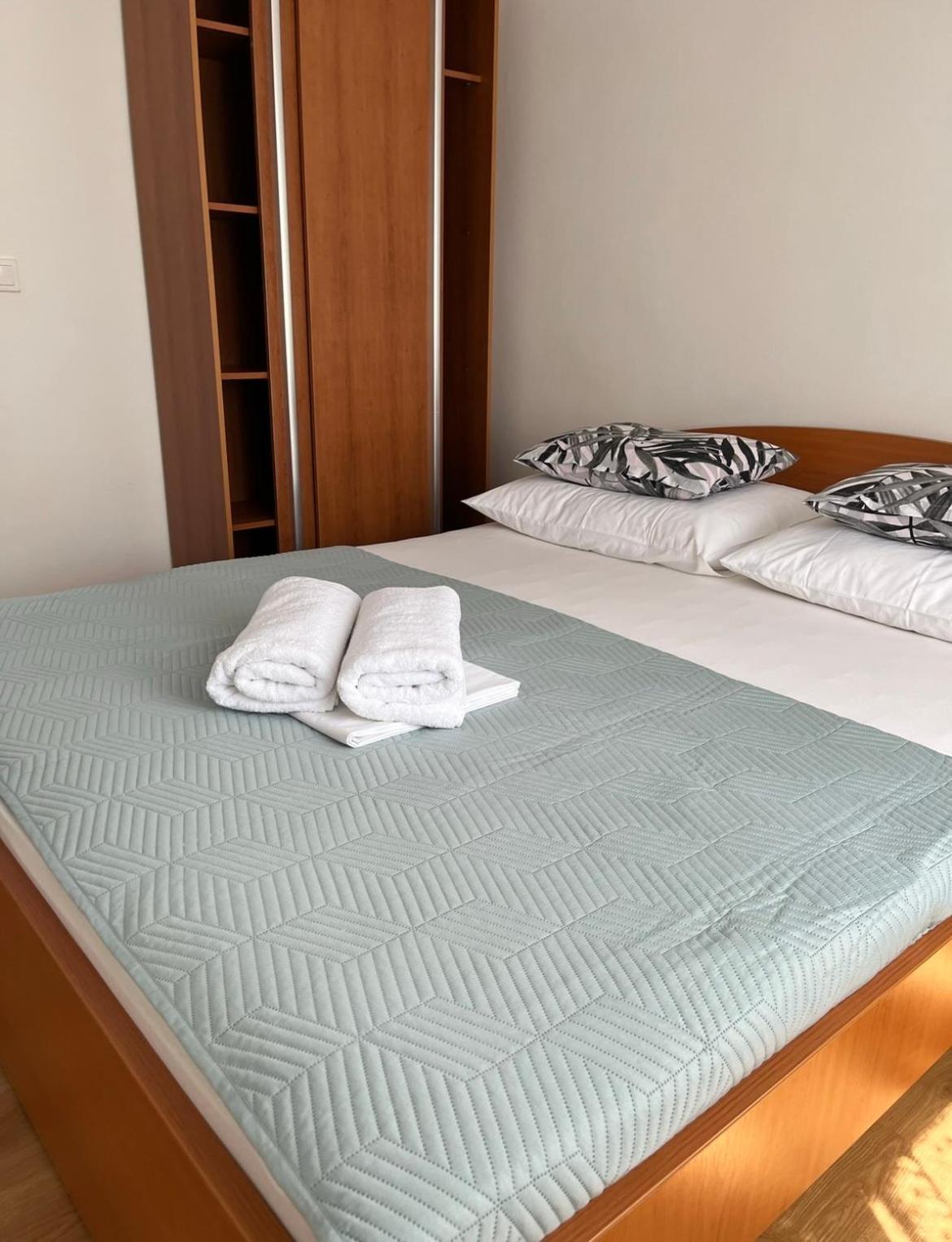 Apartments B&B Povljana Ngoại thất bức ảnh